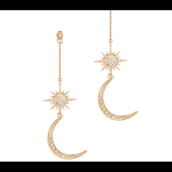 🌙 Sun, Moon, & Stars ✨ Chandelier Earings  ☀️ - Picture 4 of 5